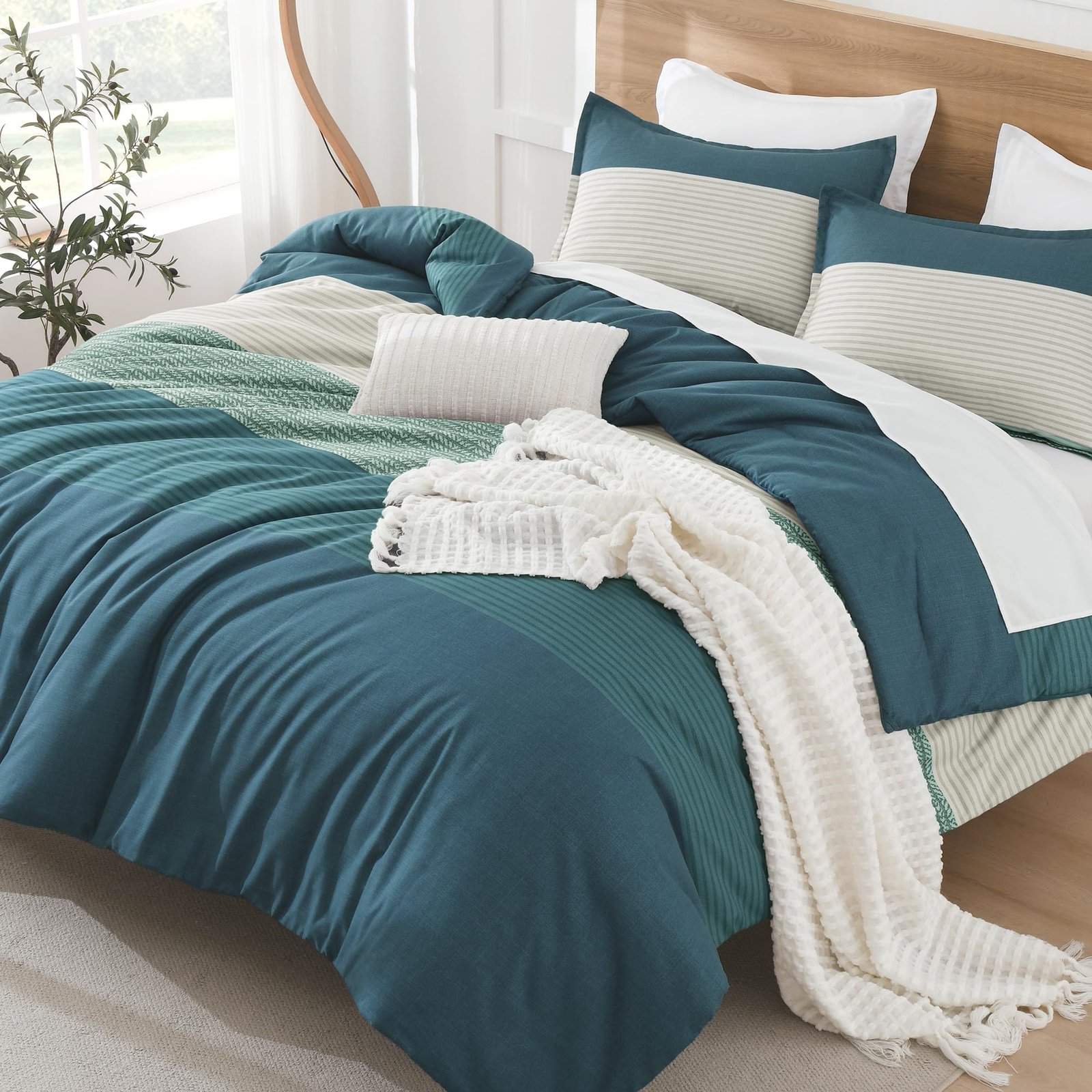 TODD GRIMES Queen Comforter Set Black White Grey - 3 Pieces Lightweight Summer Bedding Set, All Season Down Alternative Comforter (1 Comforter, 2 Pillowcases) - Image 14