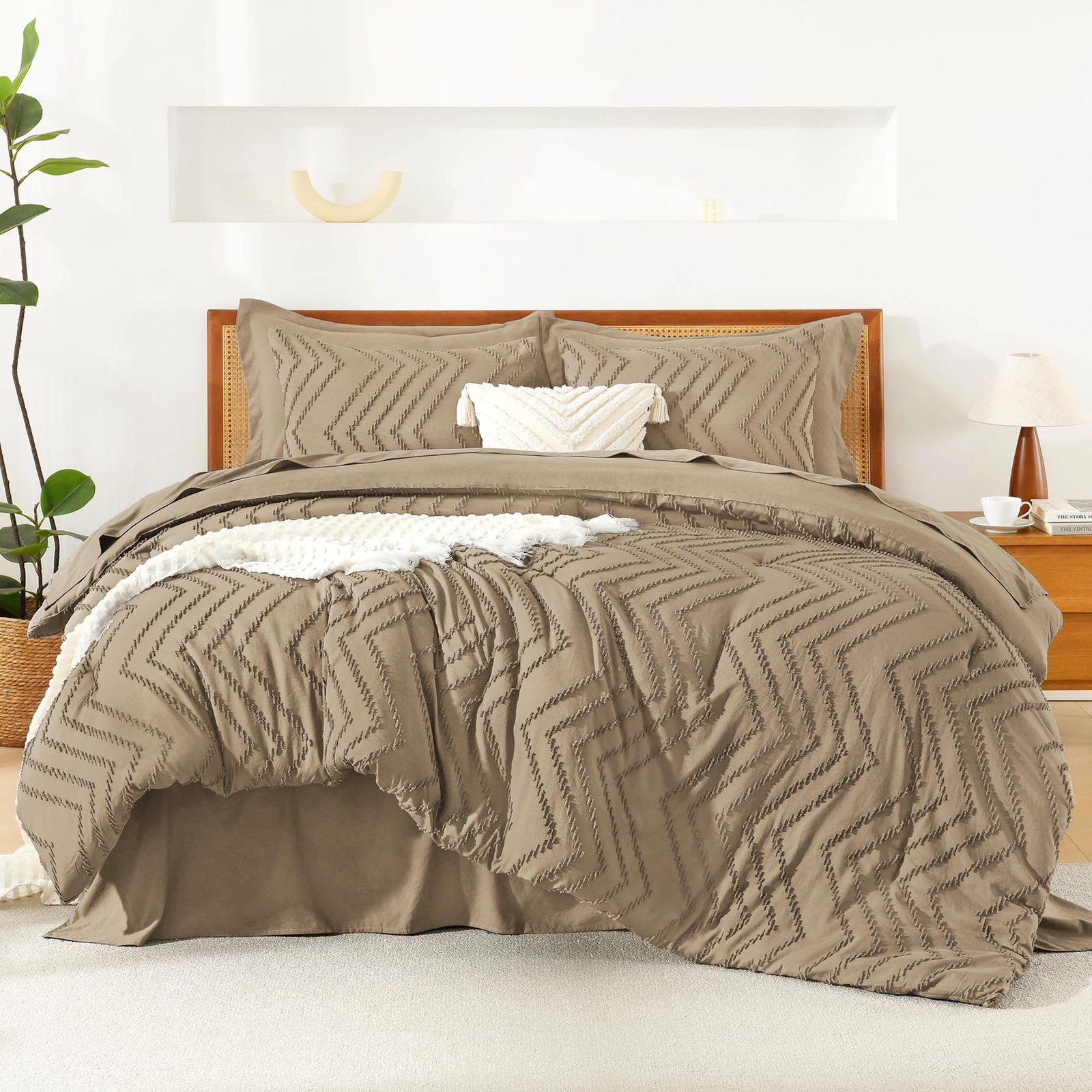 TODD GRIMES King Size Comforter Set with Sheets Beige - 7 Pieces Bed in a Bag King Chevron Tufted Boho Luxury Bedding Sets with Comforter, Sheets, Pillowcases & Shams - Image 25
