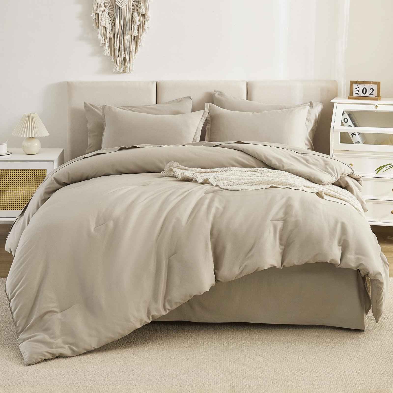 TODD GRIMES King Size Comforter Set Dark Emerald Green - 7 Pieces Bed in a Bag King Bedding Comforter Sets, Solid Lightweight Bed Set with Comforter, Sheets, Pillowcases & Shams - Image 3