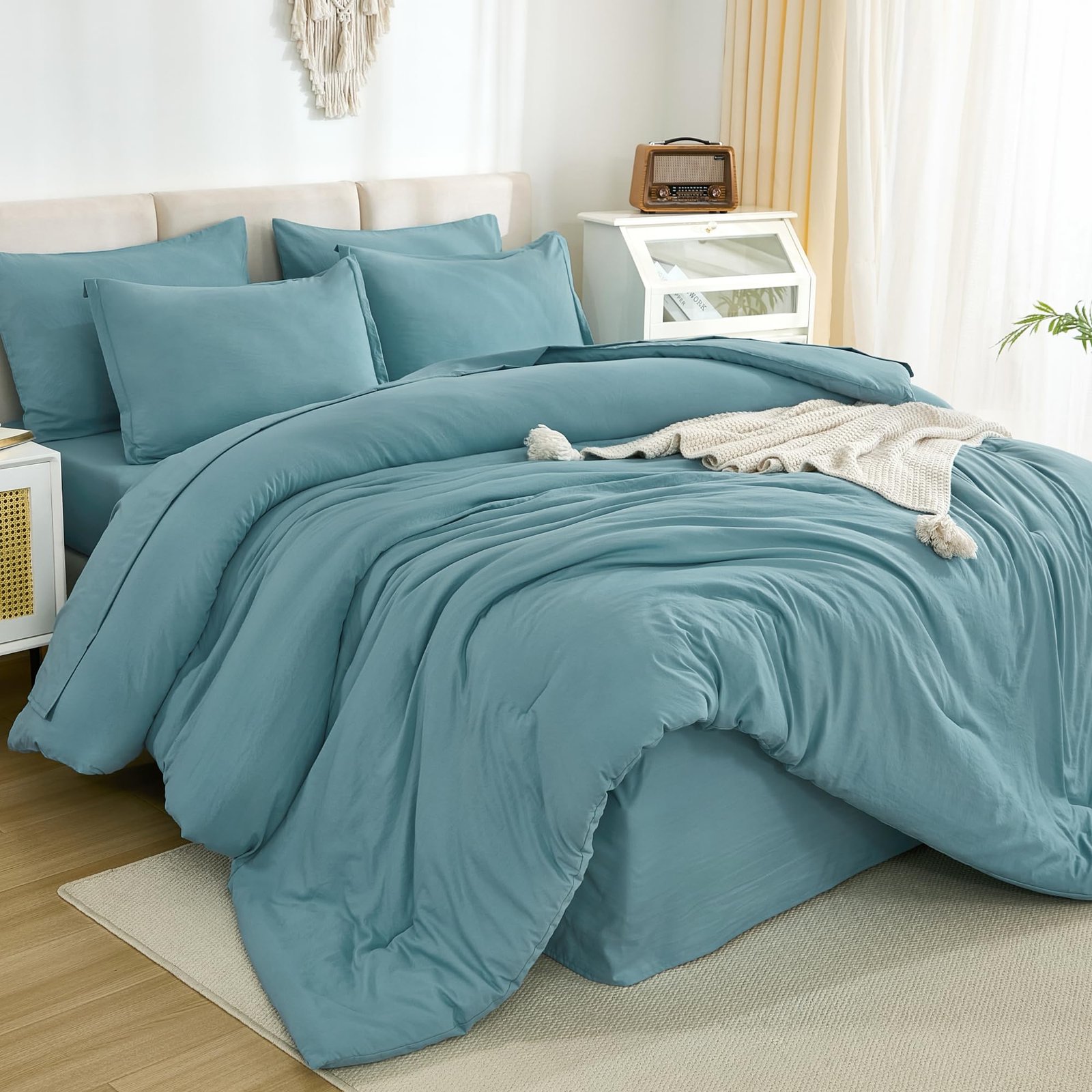 TODD GRIMES King Size Comforter Set Dark Emerald Green - 7 Pieces Bed in a Bag King Bedding Comforter Sets, Solid Lightweight Bed Set with Comforter, Sheets, Pillowcases & Shams - Image 5