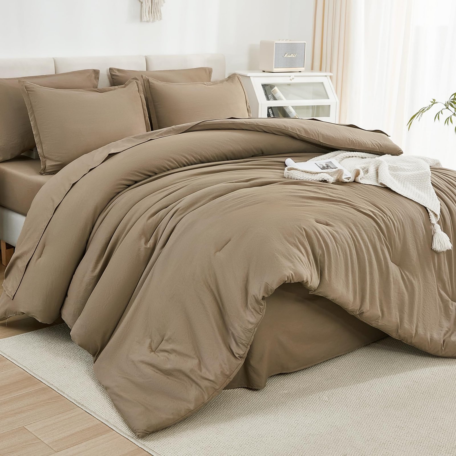 TODD GRIMES King Size Comforter Set Dark Emerald Green - 7 Pieces Bed in a Bag King Bedding Comforter Sets, Solid Lightweight Bed Set with Comforter, Sheets, Pillowcases & Shams - Image 17