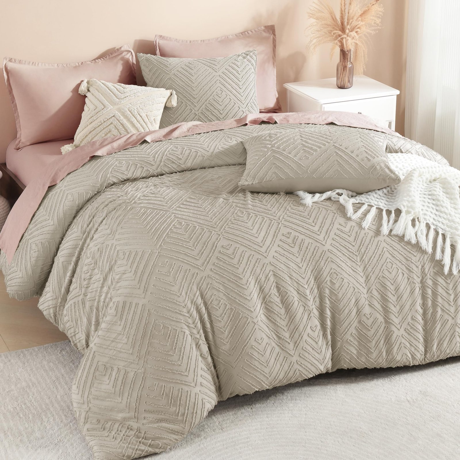 TODD GRIMES Comforter King Size Set Oatmeal, 3 Pieces Boho Tufted Farmhouse Bedding Comforter Sets, Lightweight Fluffy Comforter Bed Set for All Season (104x90In Comforter and 2 Pillowcases) - Image 18