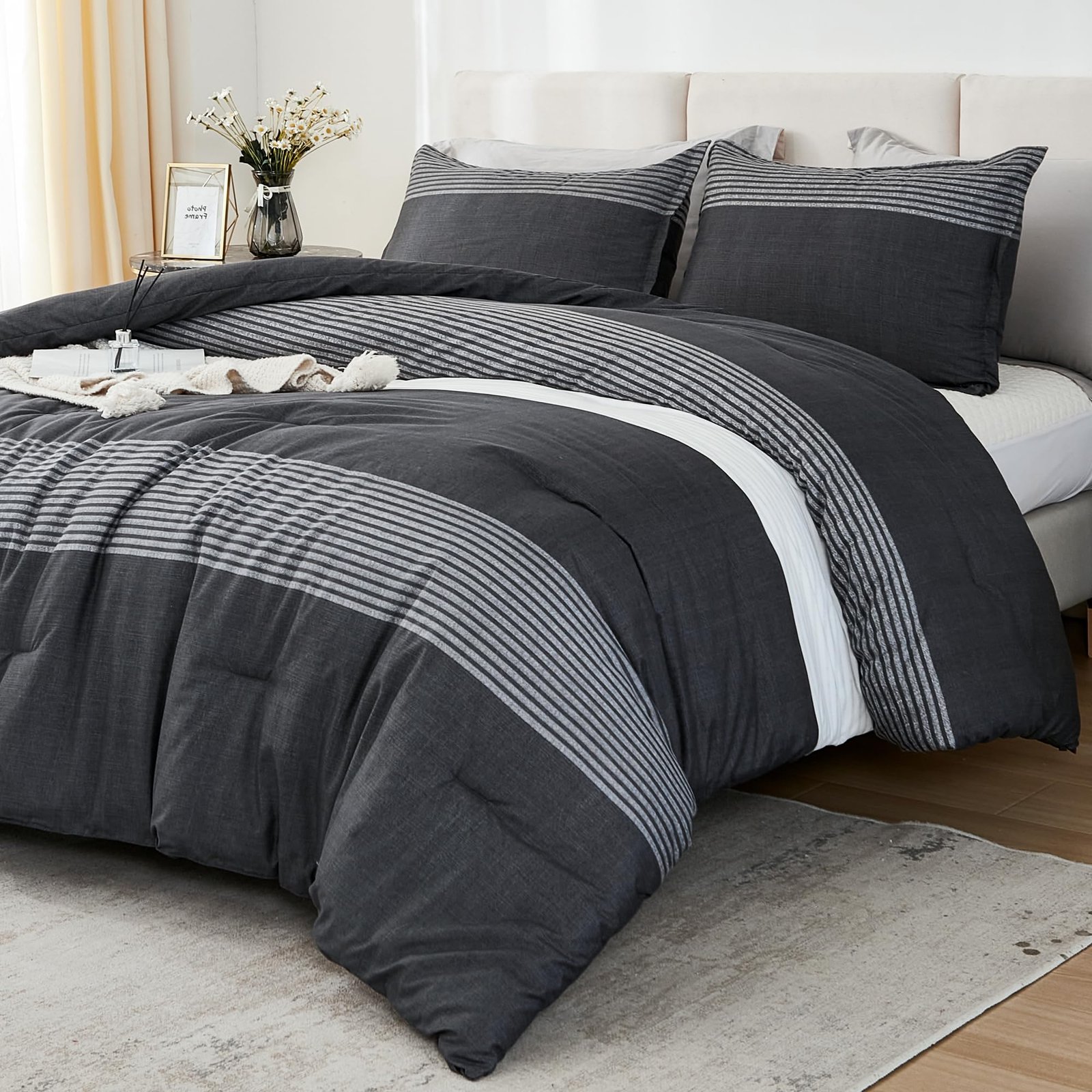 TODD GRIMES Queen Comforter Set Black White Grey - 3 Pieces Lightweight Summer Bedding Set, All Season Down Alternative Comforter (1 Comforter, 2 Pillowcases)