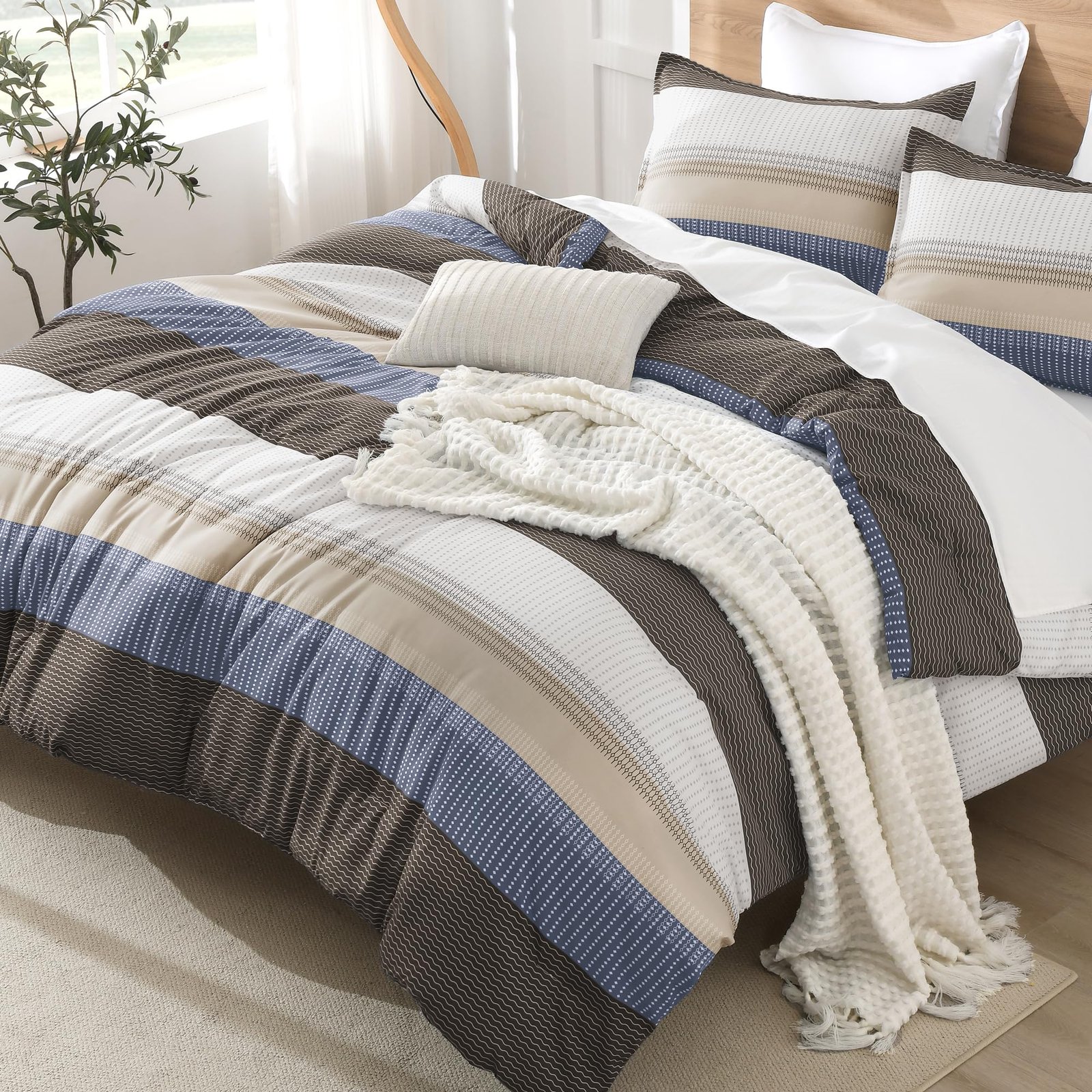 TODD GRIMES Queen Comforter Set Black White Grey - 3 Pieces Lightweight Summer Bedding Set, All Season Down Alternative Comforter (1 Comforter, 2 Pillowcases) - Image 13