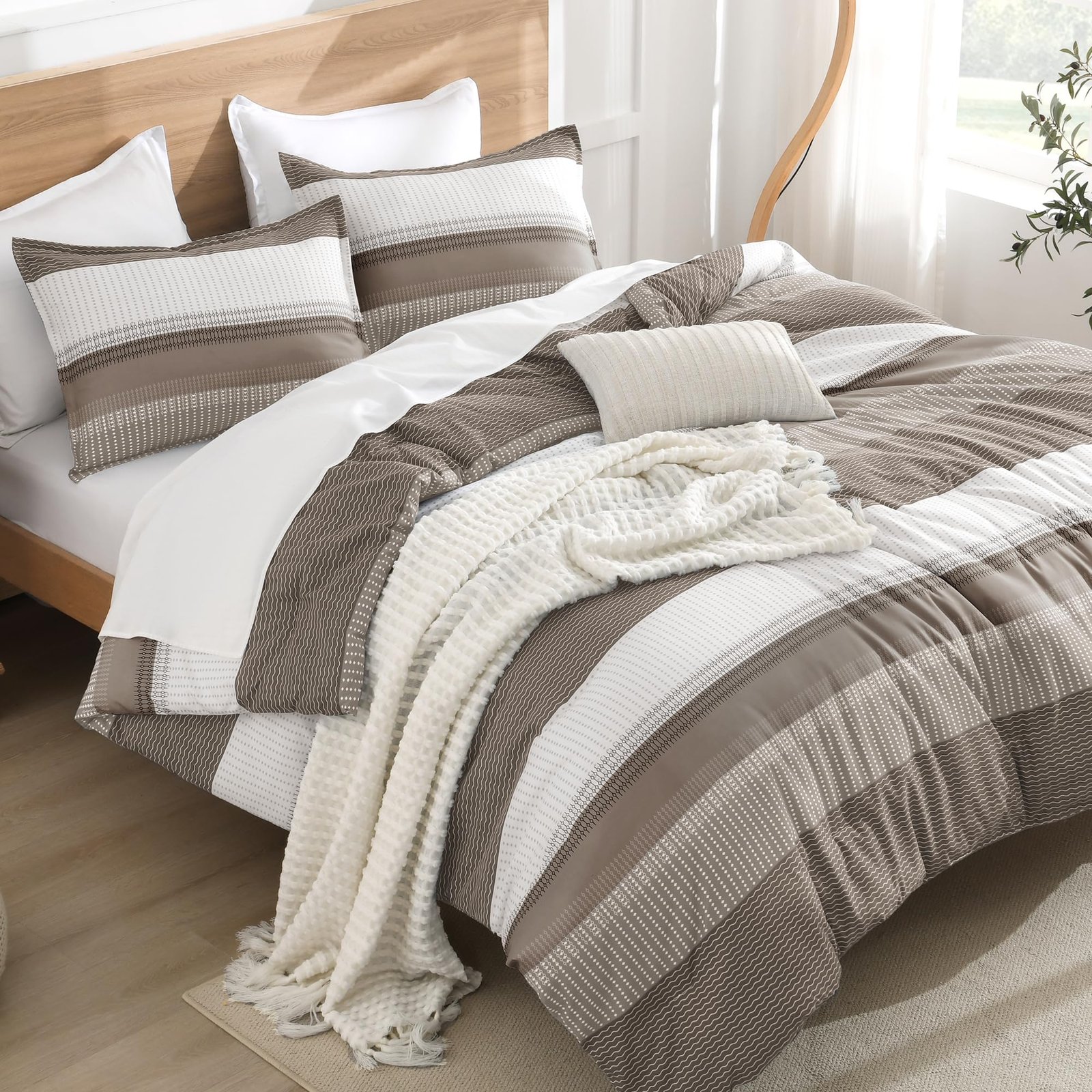 TODD GRIMES Queen Comforter Set Black White Grey - 3 Pieces Lightweight Summer Bedding Set, All Season Down Alternative Comforter (1 Comforter, 2 Pillowcases) - Image 6