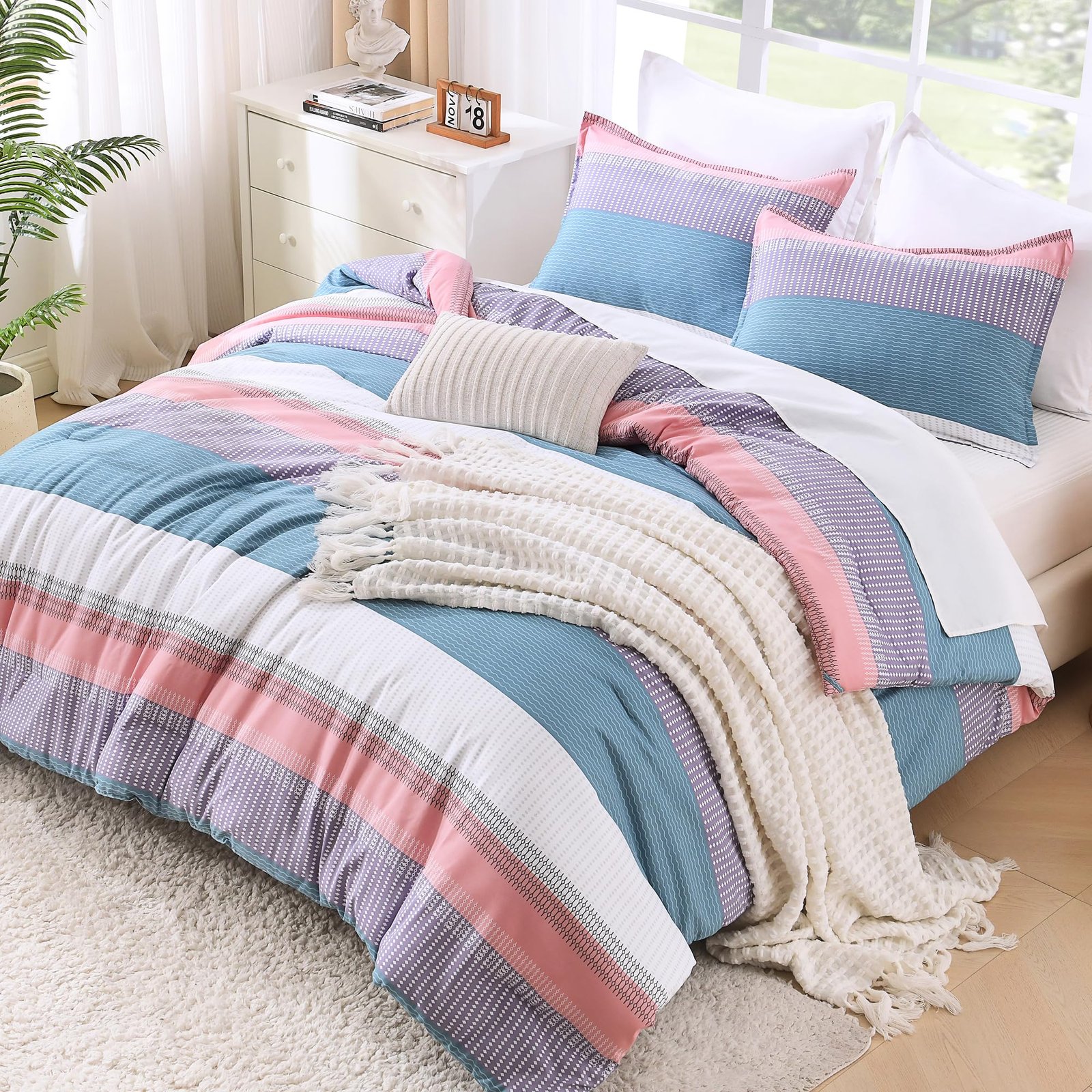 TODD GRIMES Queen Comforter Set Black White Grey - 3 Pieces Lightweight Summer Bedding Set, All Season Down Alternative Comforter (1 Comforter, 2 Pillowcases) - Image 20